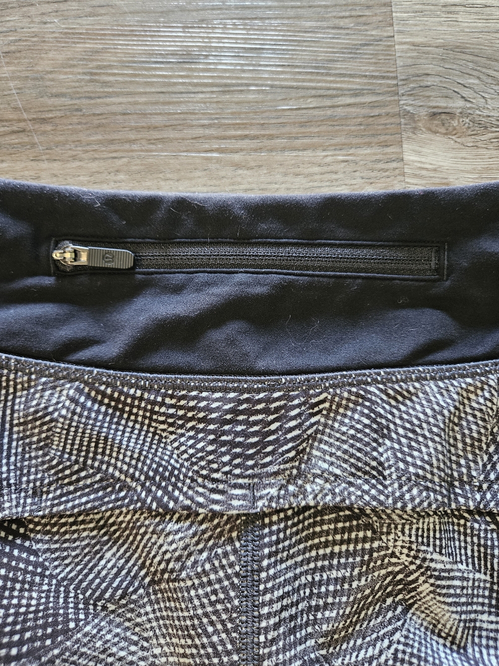 Lululemon Speed Up Short 2.5" - Velocity Mesh Island Mist Black - Picture 8 of 10